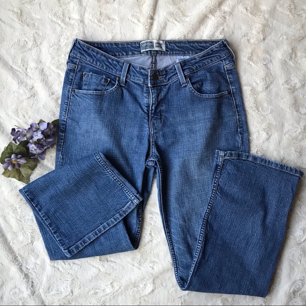 Levi Strauss Co. Signature Low Rise Boot Cut Misses 8 Short